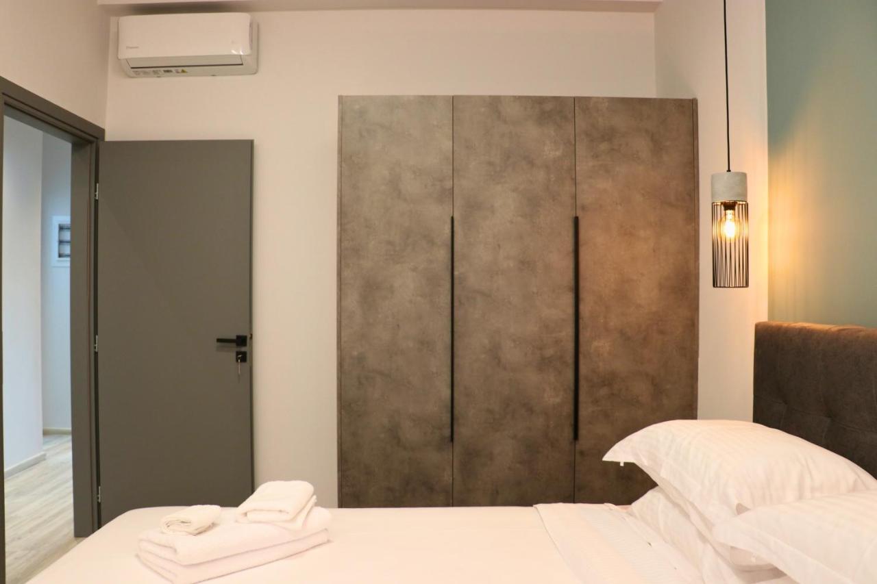 The Philosopher's House Apartment *