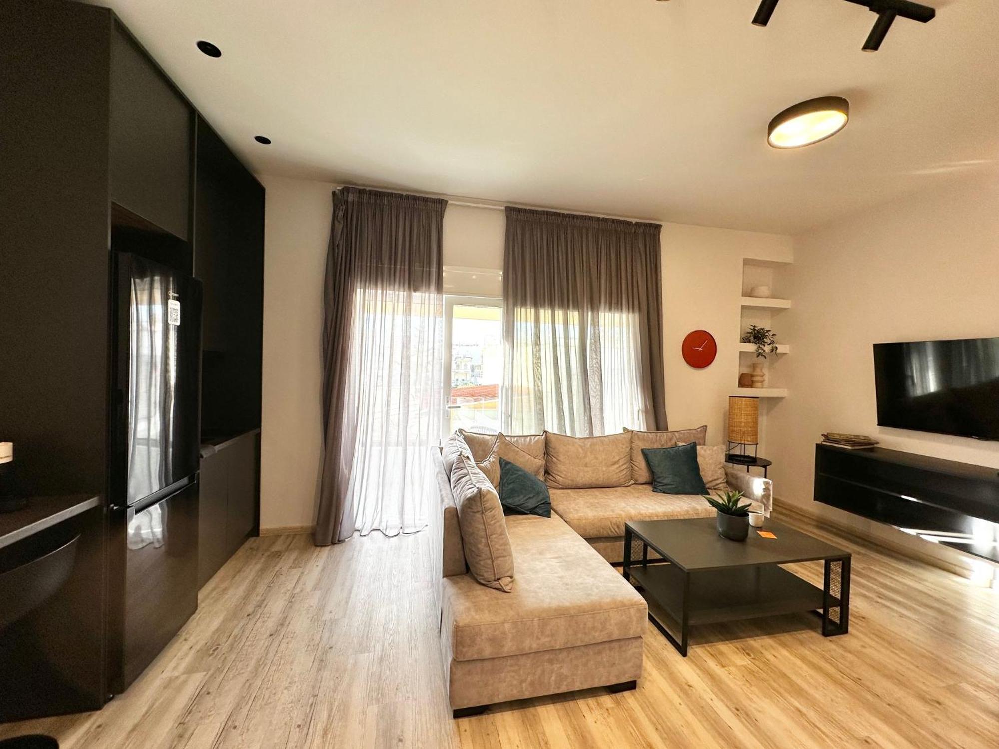 The Philosopher's House Apartment
